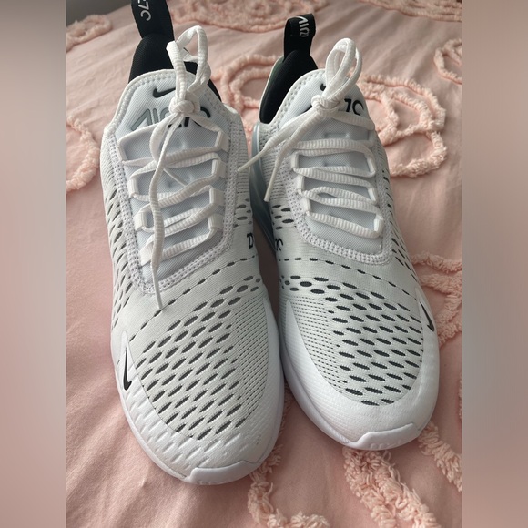 Nike air max 270 NWOT - Picture 5 of 5